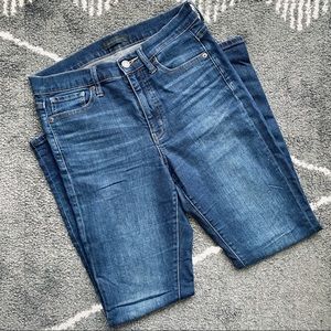 Uniqlo High-Waisted Straight Leg Ankle Crop Jeans